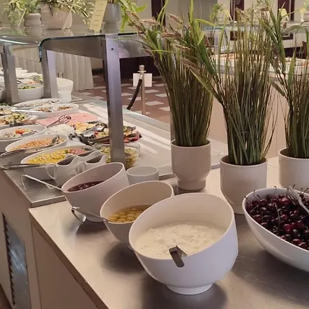 Hotel Lilia Złote Piaski