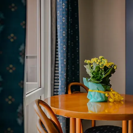 Lilia Hotel 4*