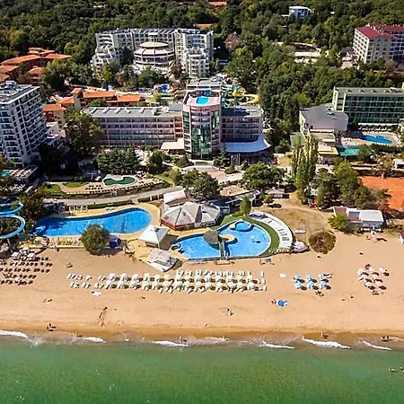 Lilia Hotel