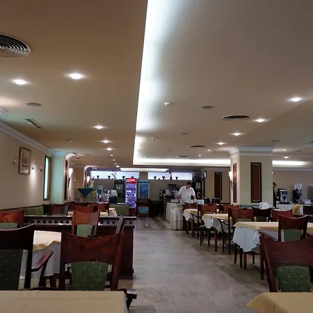 Lilia Hotel 4*