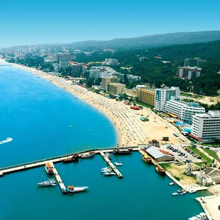 Lilia Golden Sands