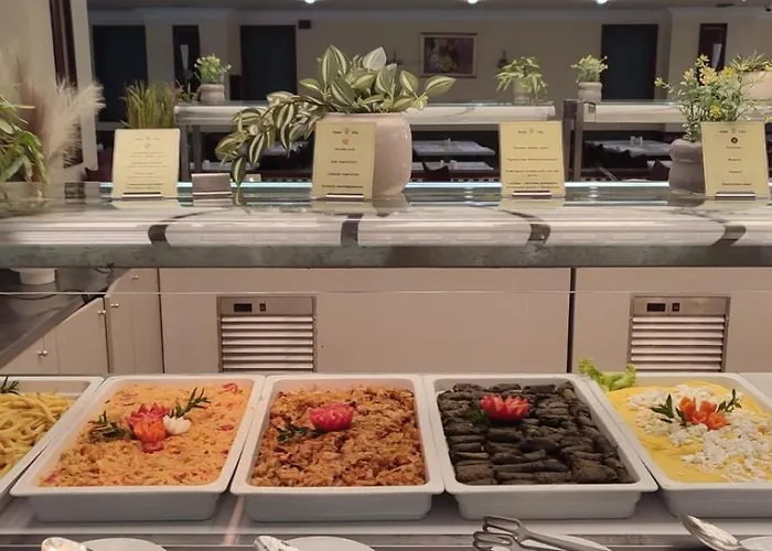 Lilia מלון גולדן סנדס