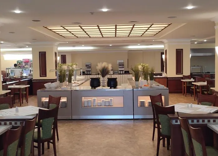 Lilia גולדן סנדס