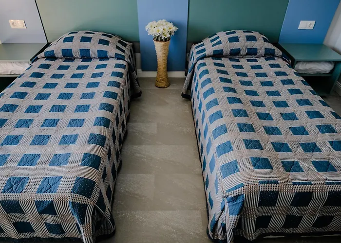 Lilia מלון גולדן סנדס