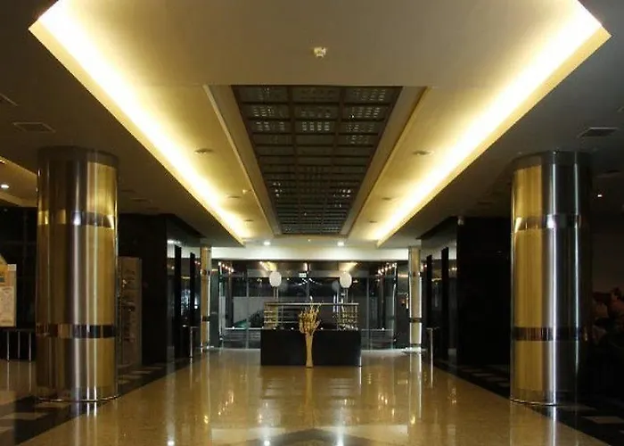 Lilia גולדן סנדס