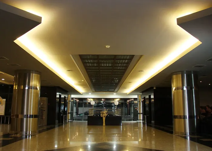 Lilia גולדן סנדס