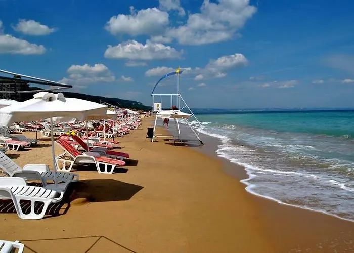 Lilia מלון גולדן סנדס